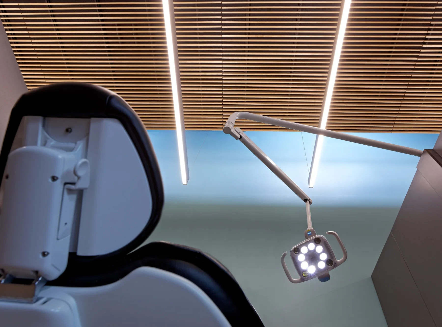Dental chair and operatory light